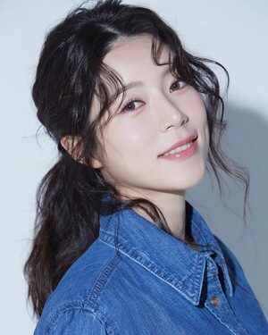 양지은, 정규 2집 '석양' 발매… '<b>지금은 남이 된 타인</b>'으로 깊어진 감성