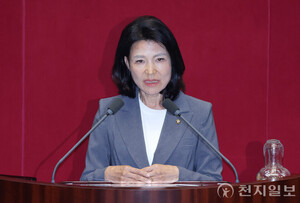 이진숙, 대학생들과 투표용지 사태 시국선언... "4.19의 2026년 판, 청년 ... - 뉴스 썸네일 이미지