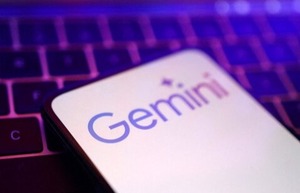 검색창 대신 AI 묻는다… 네이버 21년 아성 흔드는 ‘AI 검색’