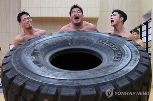 한국 레슬링, 더 물러설 곳이 없다... 아시안게임 눈물로 준비 - 뉴스 썸네일 이미지