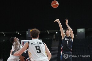 <b>한국</b> 남자 <b>농구</b>, 요르단 <b>완파</b>하고 8년 만에 AG 4강