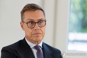 20개국 “AI, 인간 통제 아래 둬야” 선언… 美·中은 불참