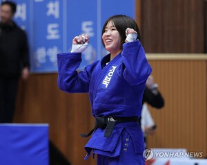 [<b>전국체전</b>] 유도 <b>허미미</b>, 여자 일반부 57급 우승… <b>5연패</b> 달성
